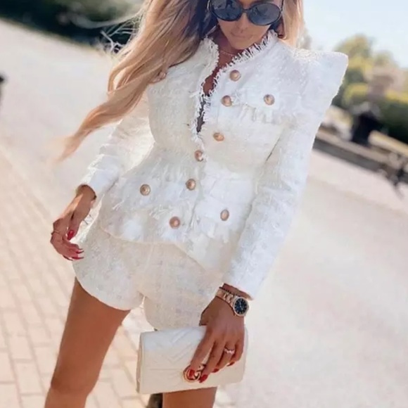 🎉 Turn heads at any event with this stunning white tweed set! - Picture 9 of 16